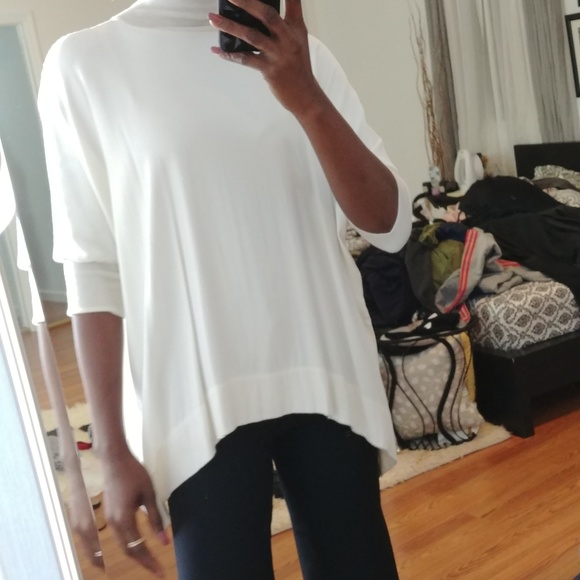 Vince turtle neck 👕 - Picture 3 of 7